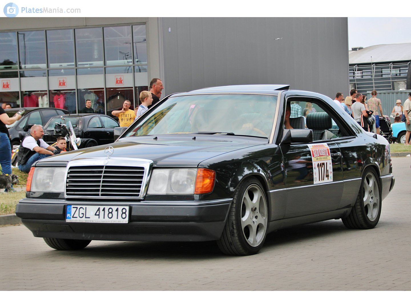 ZGL 41818, Mercedes-Benz E-Klasse 1st gen Coupé (C124), 1987–1996