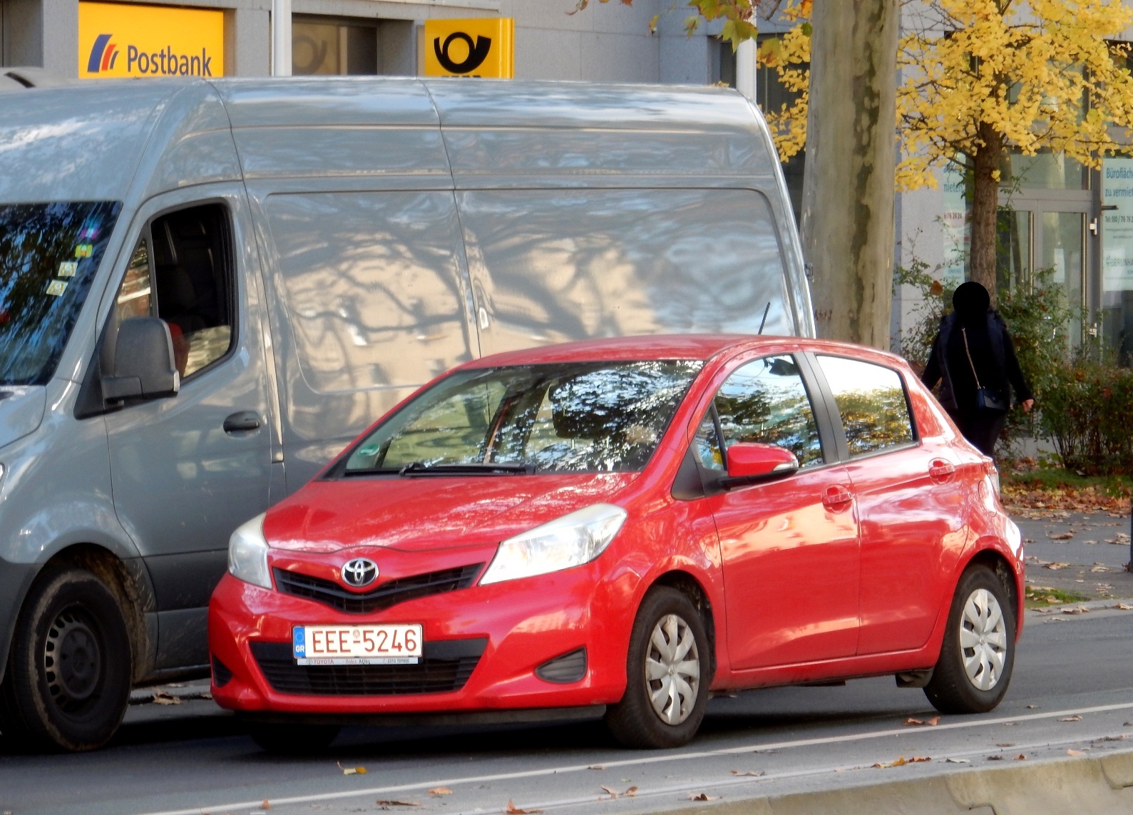 EEE-5246, Toyota Yaris 3rd gen 5-door Hatch (XP130), 2011–2014
