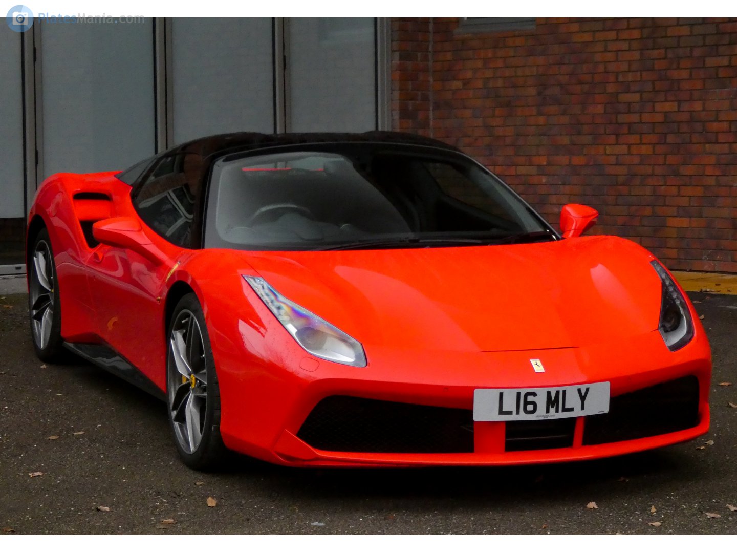 L16MLY, Ferrari 488 1st gen Spider (F142M), 2015–2019