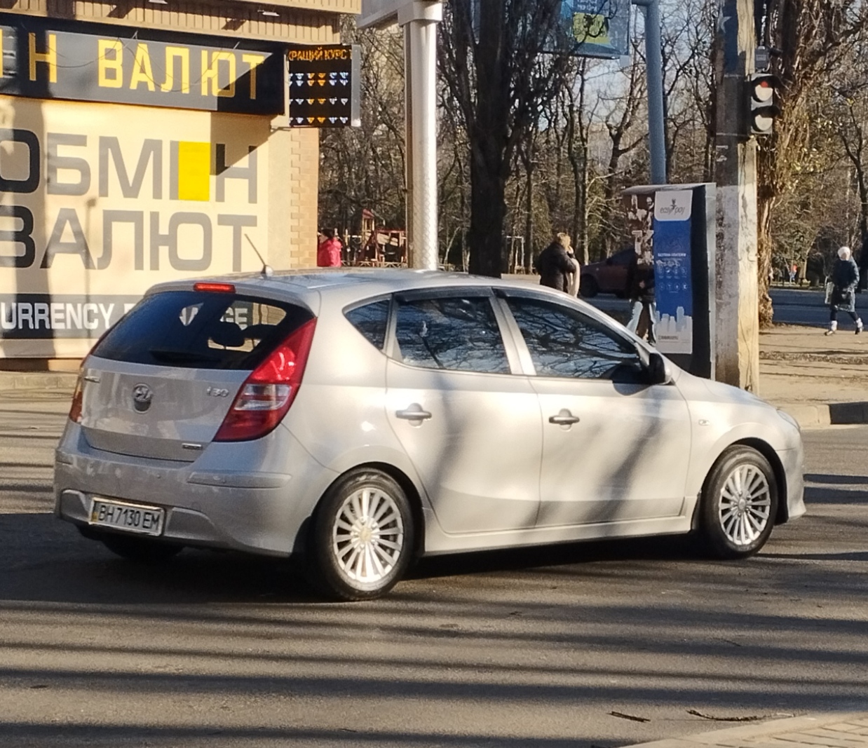 BH 7130 EM, Hyundai i30 1st gen Hatch (FD), 2007–2012