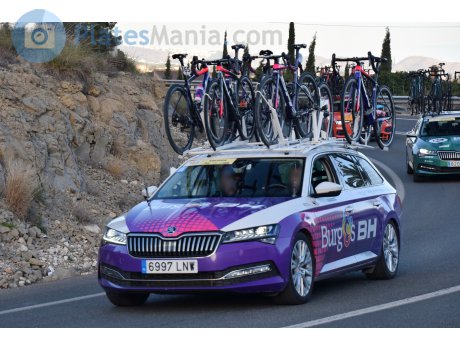 6997 LNW, Skoda Superb