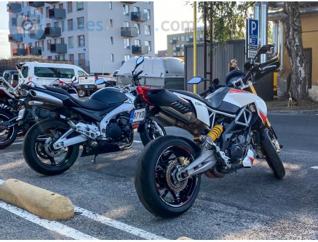 87 YD, Aprilia Dorsoduro