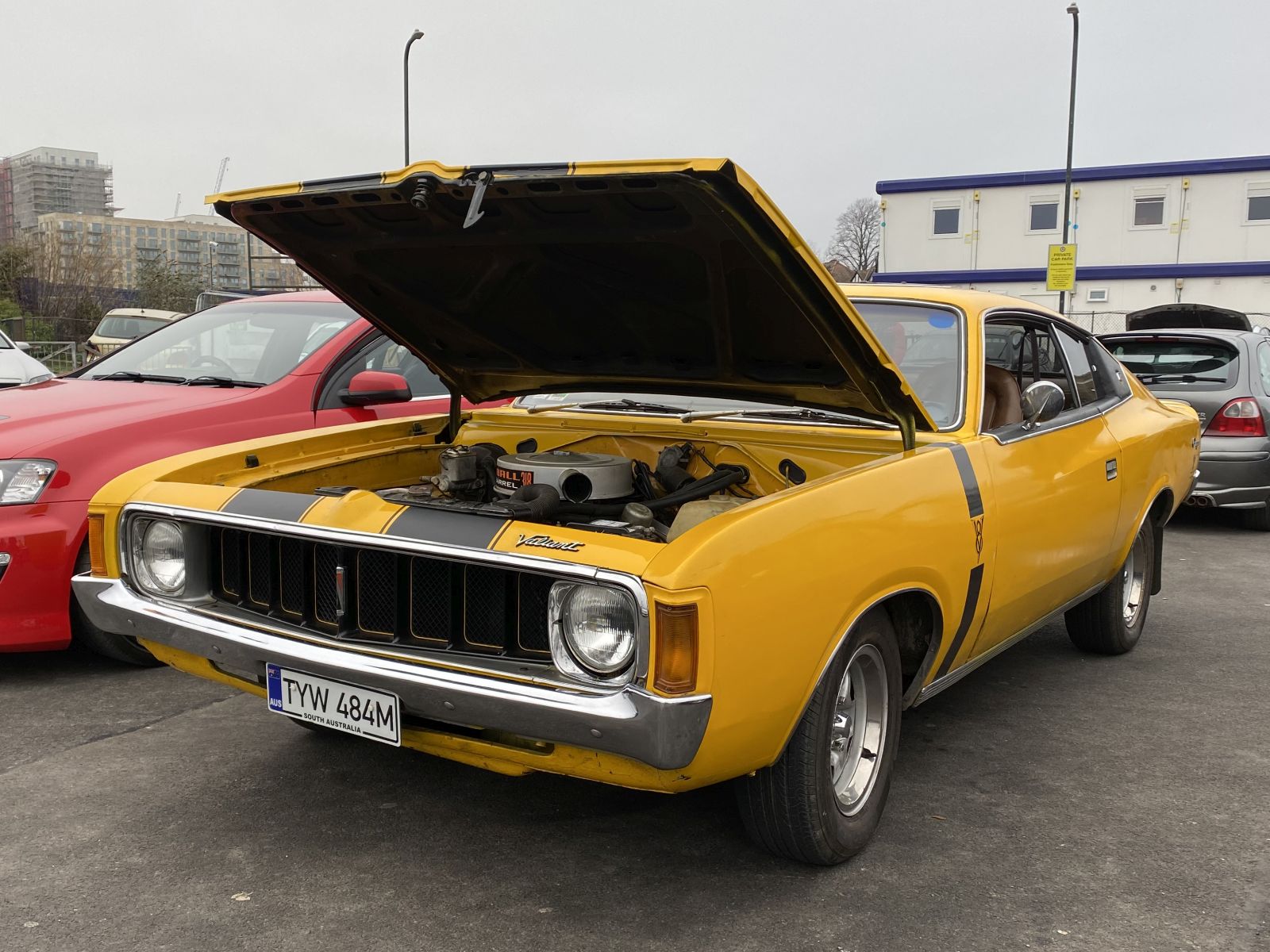 TYW484M, Chrysler Valiant Charger 