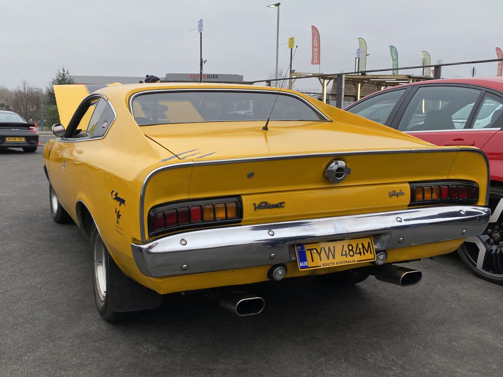 TYW484M, Chrysler Valiant Charger 