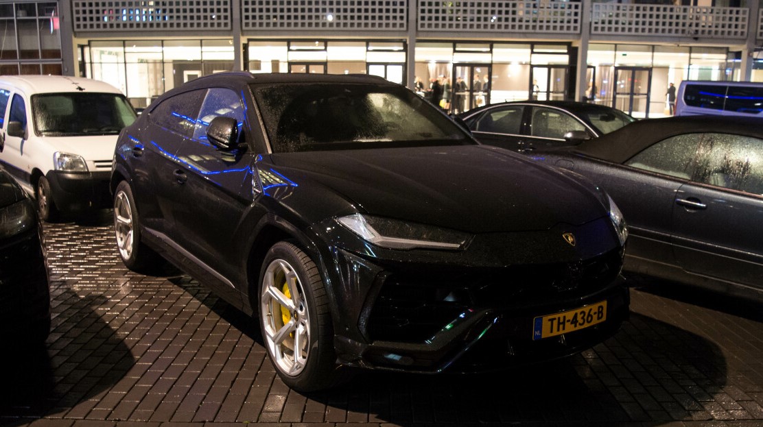 TH-436-B, Lamborghini Urus 1st gen, 2018–