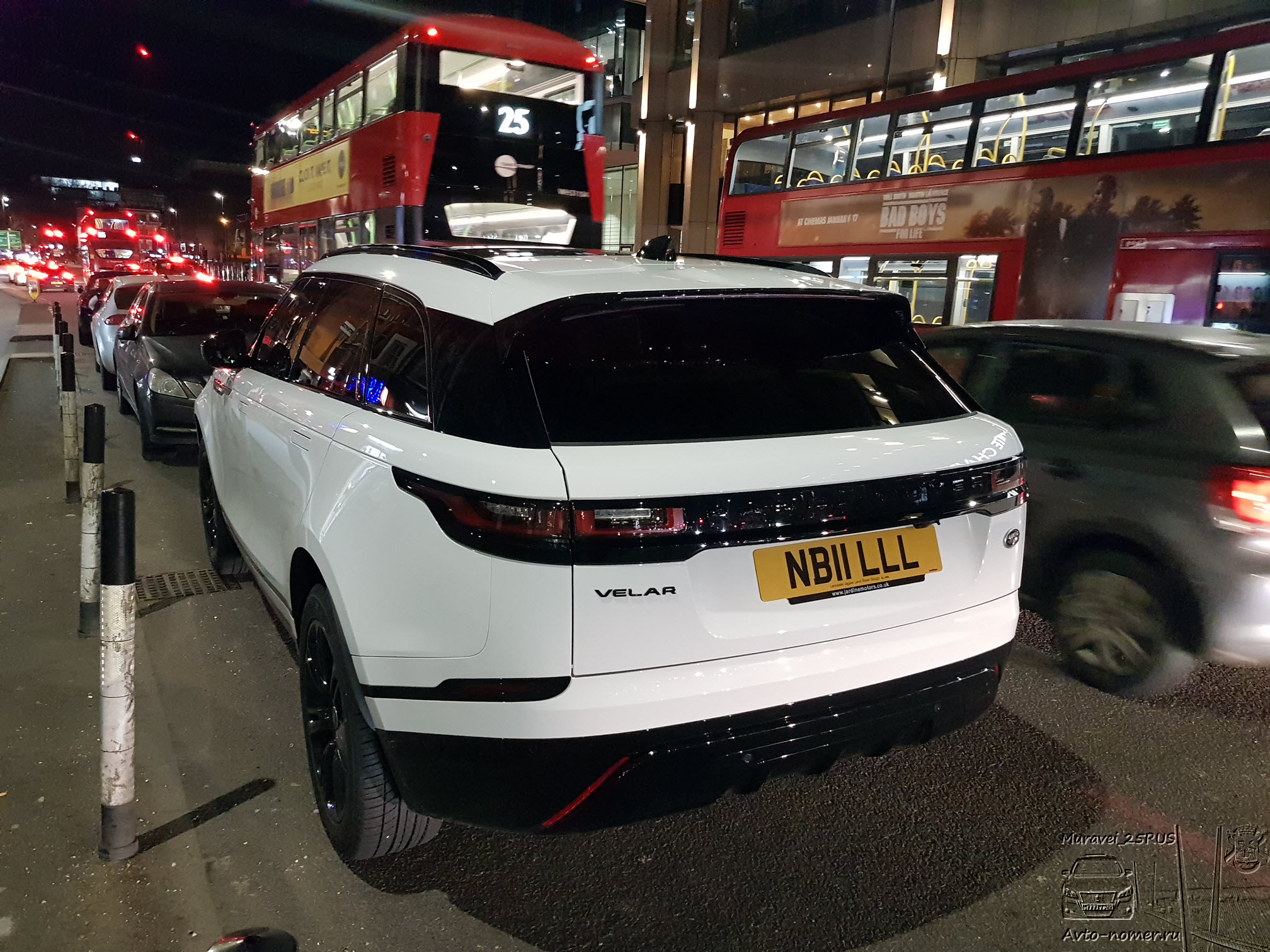 NB11LLL, Land Rover Range Rover Velar 1st gen (L560), 2017–