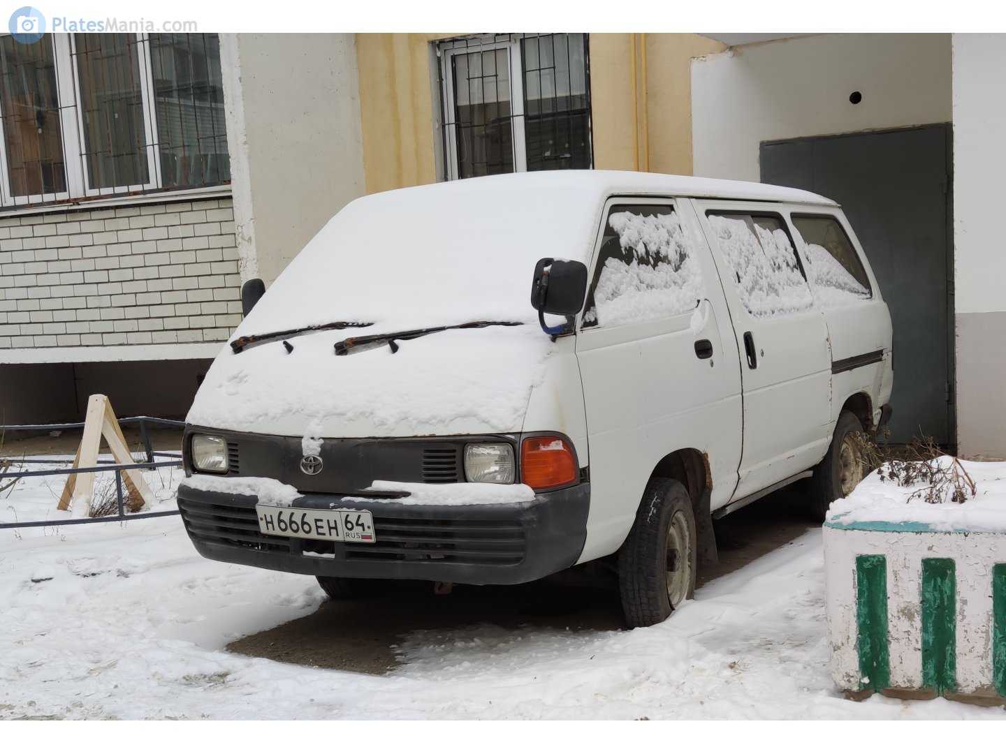 н 666 ен 64, Toyota LiteAce 4th gen Van (R20/R30), 1992–1996