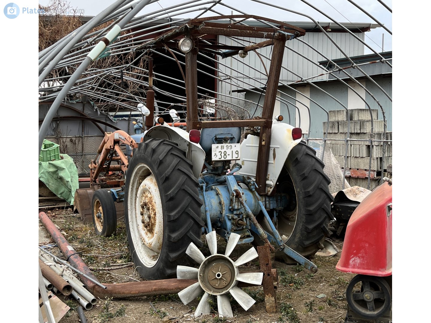 群 99 ろ 3819, Şəxslər 