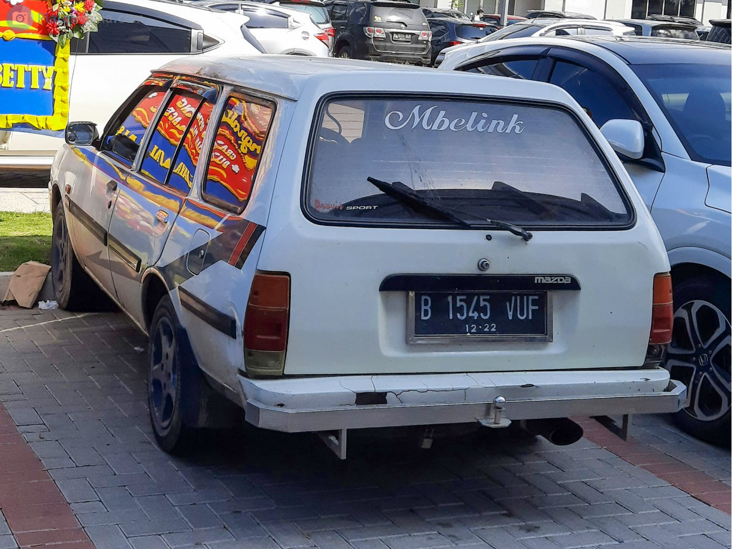 B 1545 VUF, Mazda Vantrend 1st gen (FA4; ID-market), 1993–1997