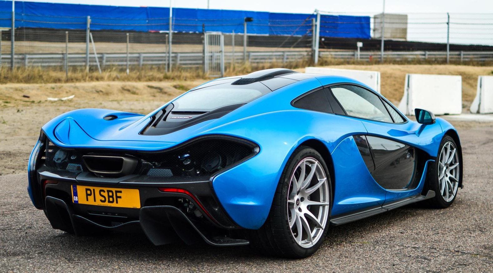 P1SBF, McLaren P1 1st gen, 2013–2016