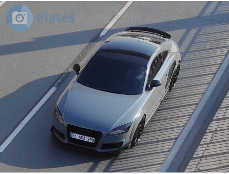 34 AKA 999, Audi TT