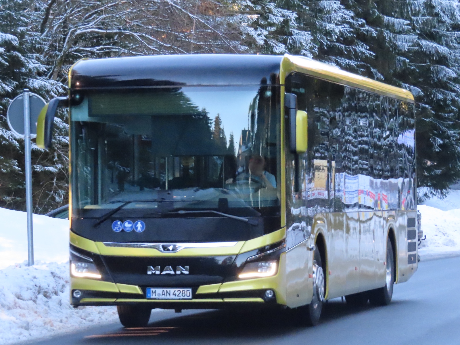 M AN 4280, MAN Lion's Intercity 