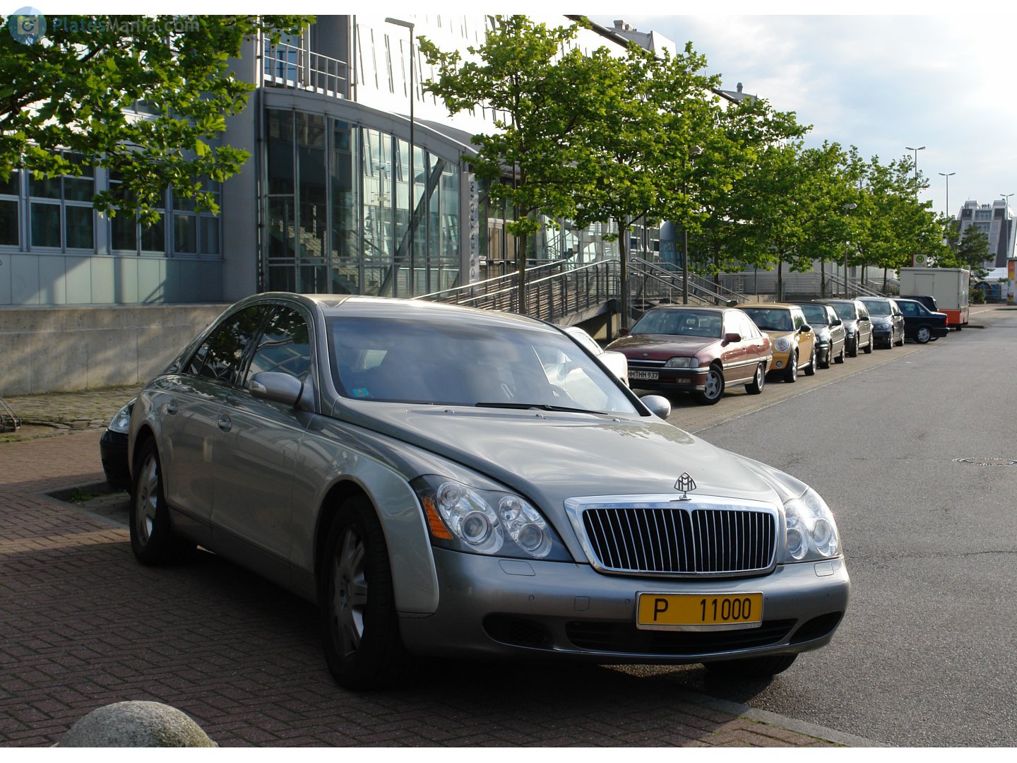 P 11000, Maybach 57 1st gen (W240), 2002–2012