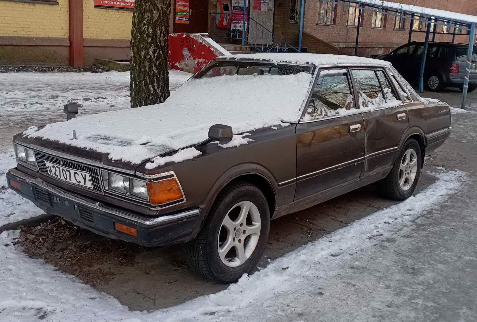 и 2707 СУ, Nissan Cedric 5th gen Sedan (430), 1979–1983