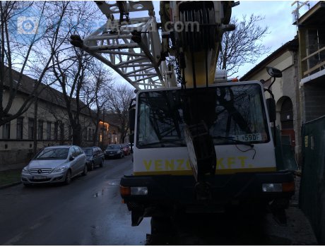 I 59DF, Liebherr UTM