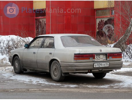 в929уе54, Mazda Luce