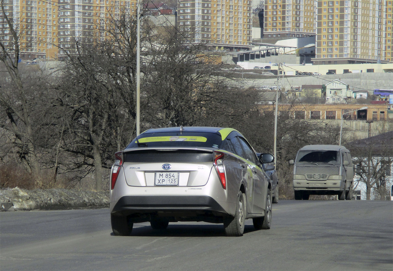 м 854 хр 125, Toyota Prius 4th gen (ZVW50), 2015–2019