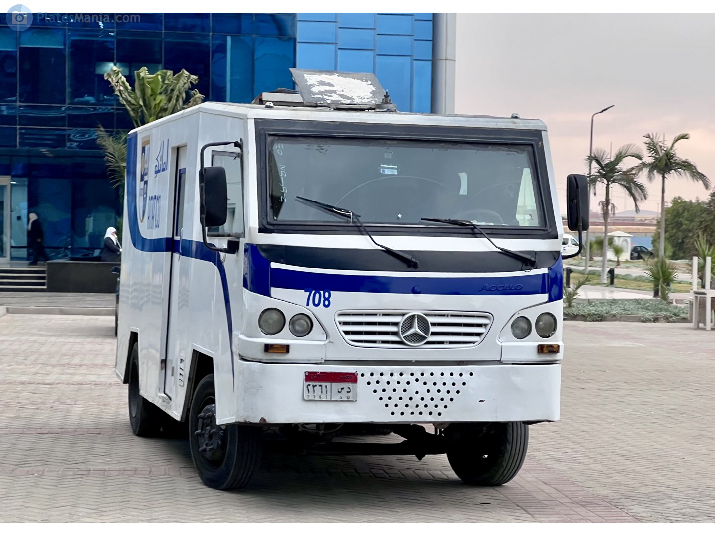 ٢٣٦١ سد, Mercedes-Benz Accelo 