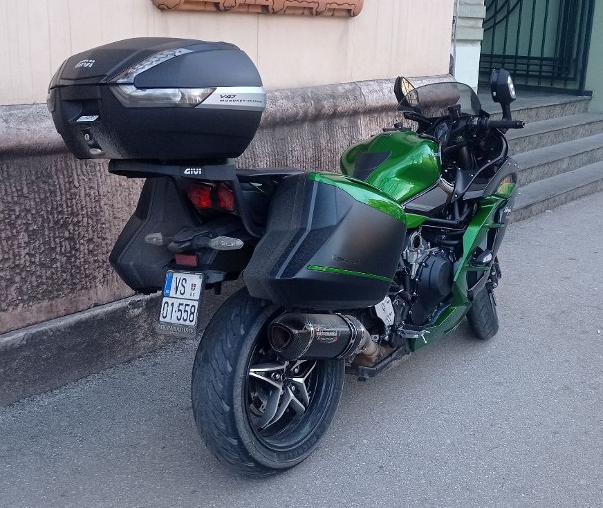 VS 01-558, Kawasaki Ninja H2 