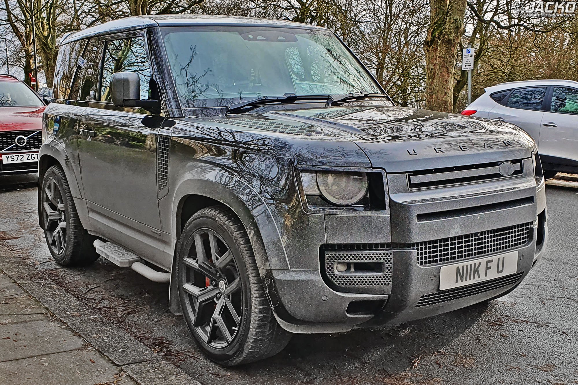 N11KFU, Land Rover Defender 2nd gen 90