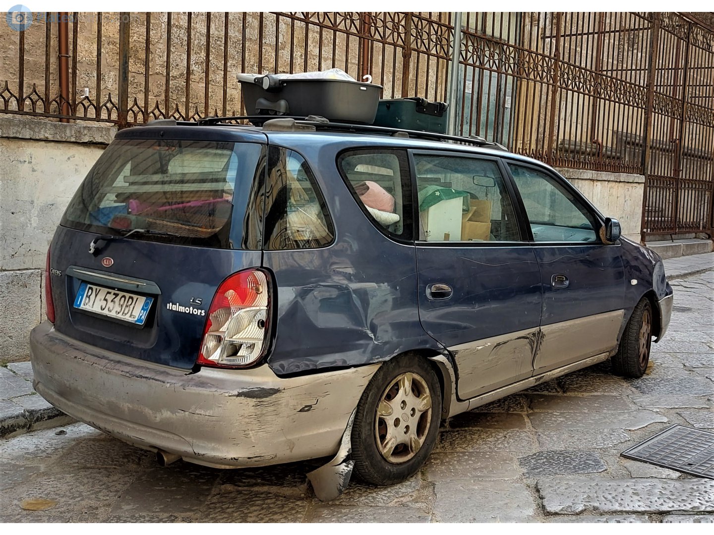 BY 539 BL, Kia Carens 1st gen (RS), 1999–2002