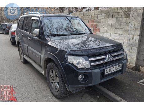 A 077 KZN, Mitsubishi Pajero