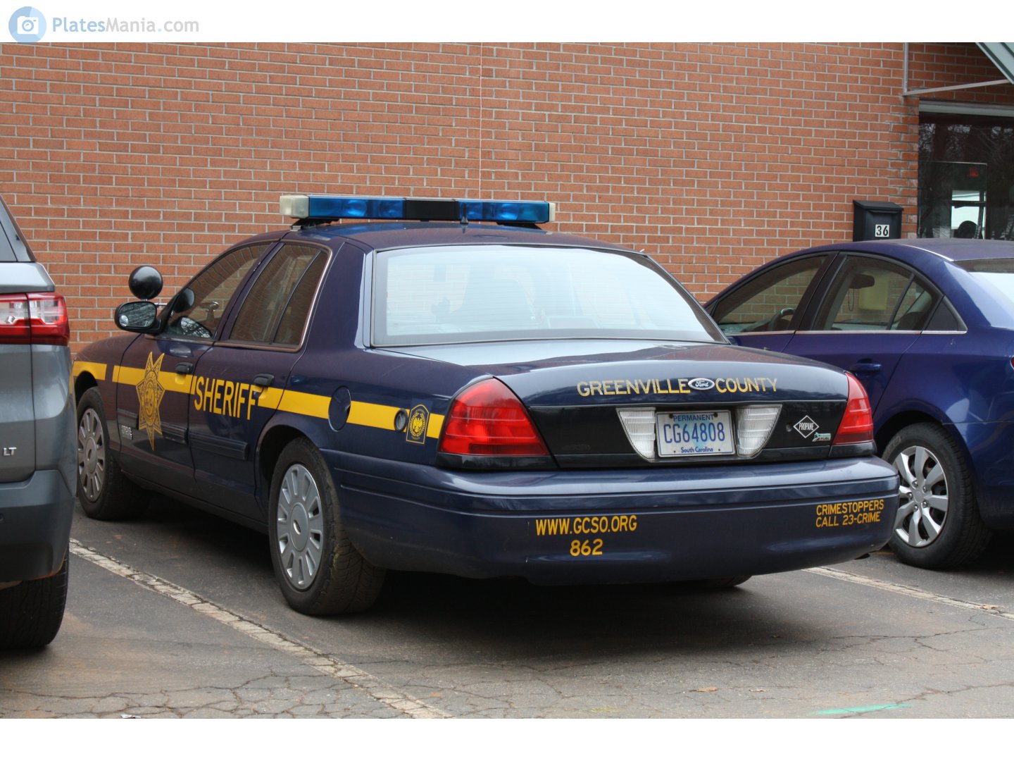 CG64808, Ford Crown Victoria 2nd gen (EN114), 1997–2012