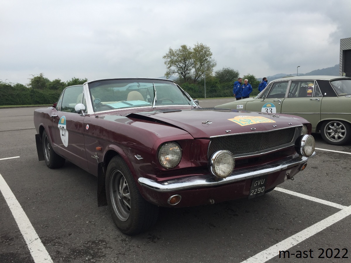 GVU229D, Ford Mustang 1st gen 2-door Hardtop Coupé (65), 1964–1970