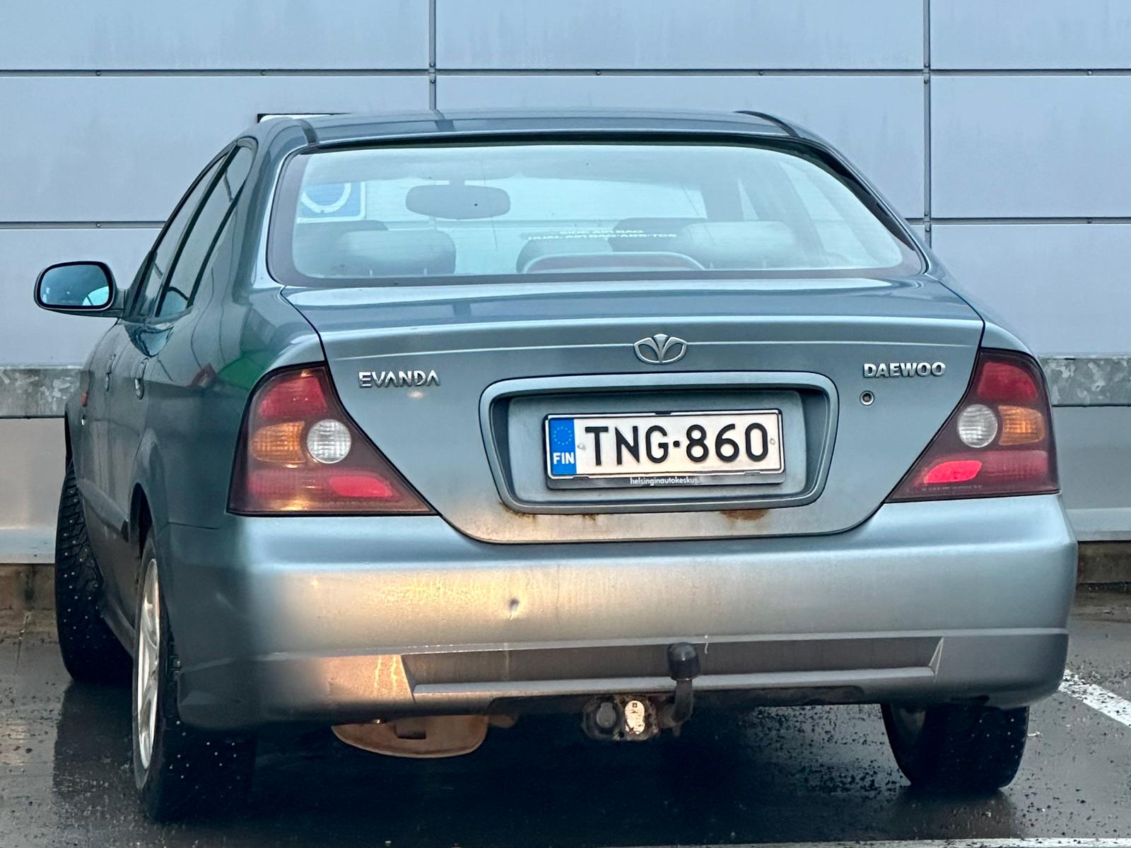 TNG-860, Daewoo Evanda 1st gen (V200), 2002–2004