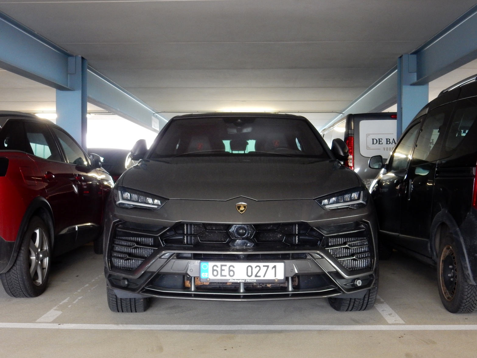 6E6 0271, Lamborghini Urus 1st gen, 2018–