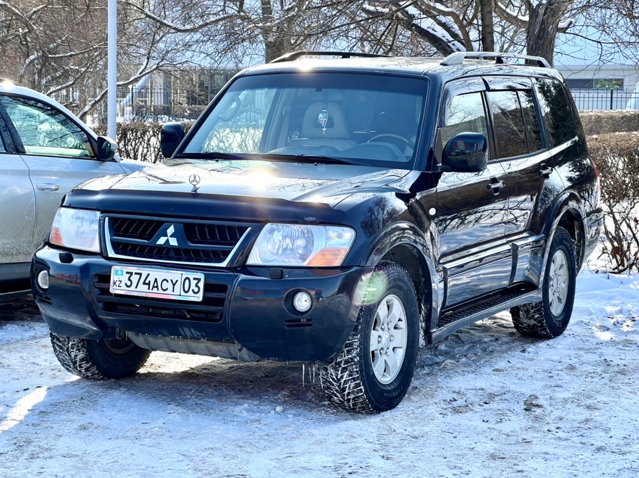 374 ACY 03, Mitsubishi Pajero 3rd gen 5-door SUV (V70/NM/NP), 1999–2006 (–2011 for CN-market)