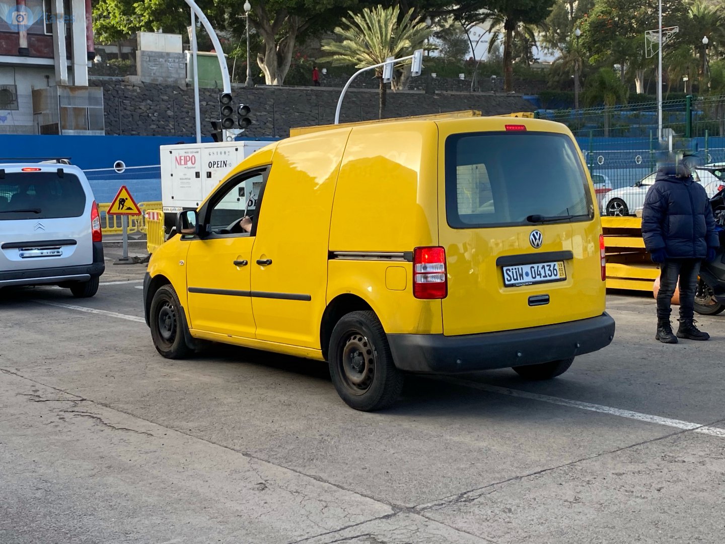 SÜW 04136, Volkswagen Caddy 3rd gen (2K), 1st facelift, 2010–2015