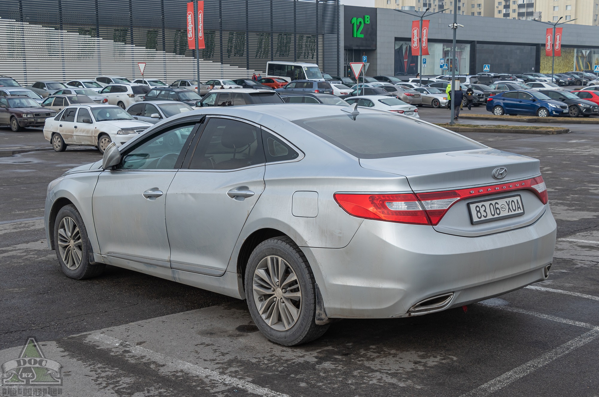 8306 ХОА, Hyundai Grandeur 5th gen (HG), 2011–2016