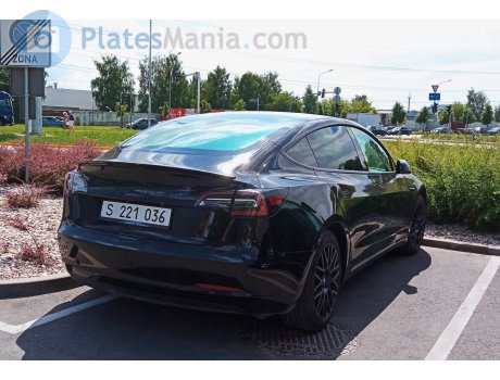 S 221 036, Tesla Model 3