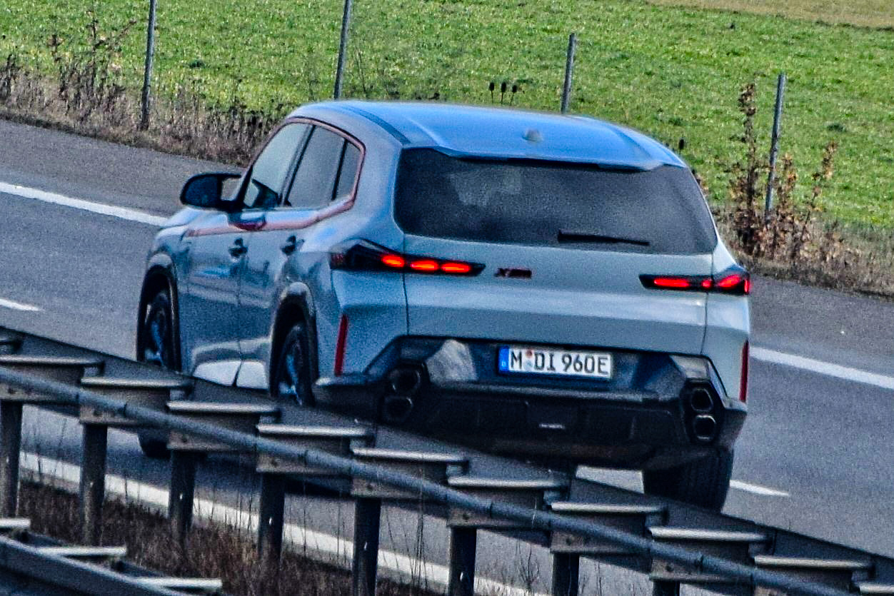 M DI 960 E, BMW XM 1st gen (G09), 2023–