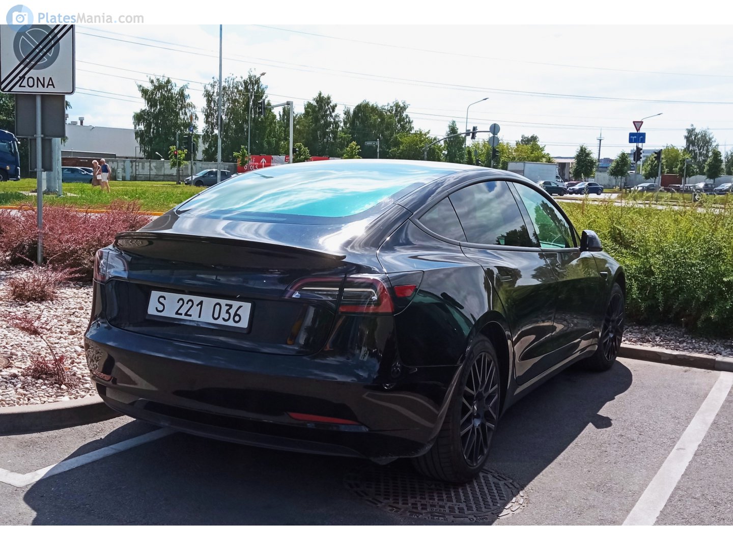 S 221 036, Tesla Model 3 1st gen (5YJ3), 2017–2023