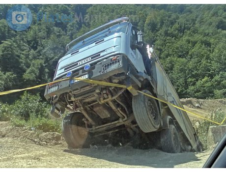 AR-717-TI, Iveco EuroTrakker