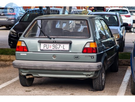 PU 967-L, Volkswagen Golf