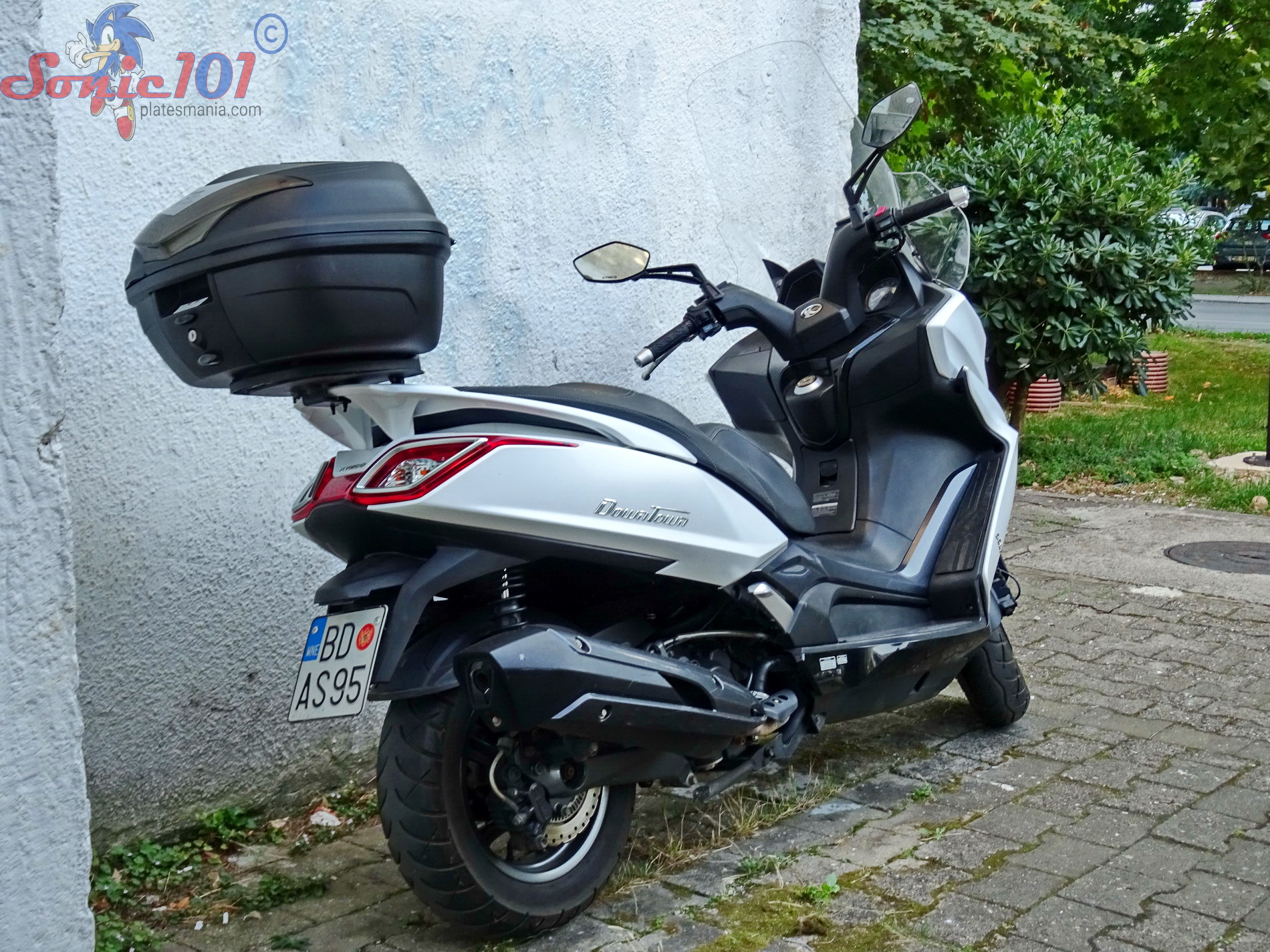 BD AS95, Kymco Downtown 