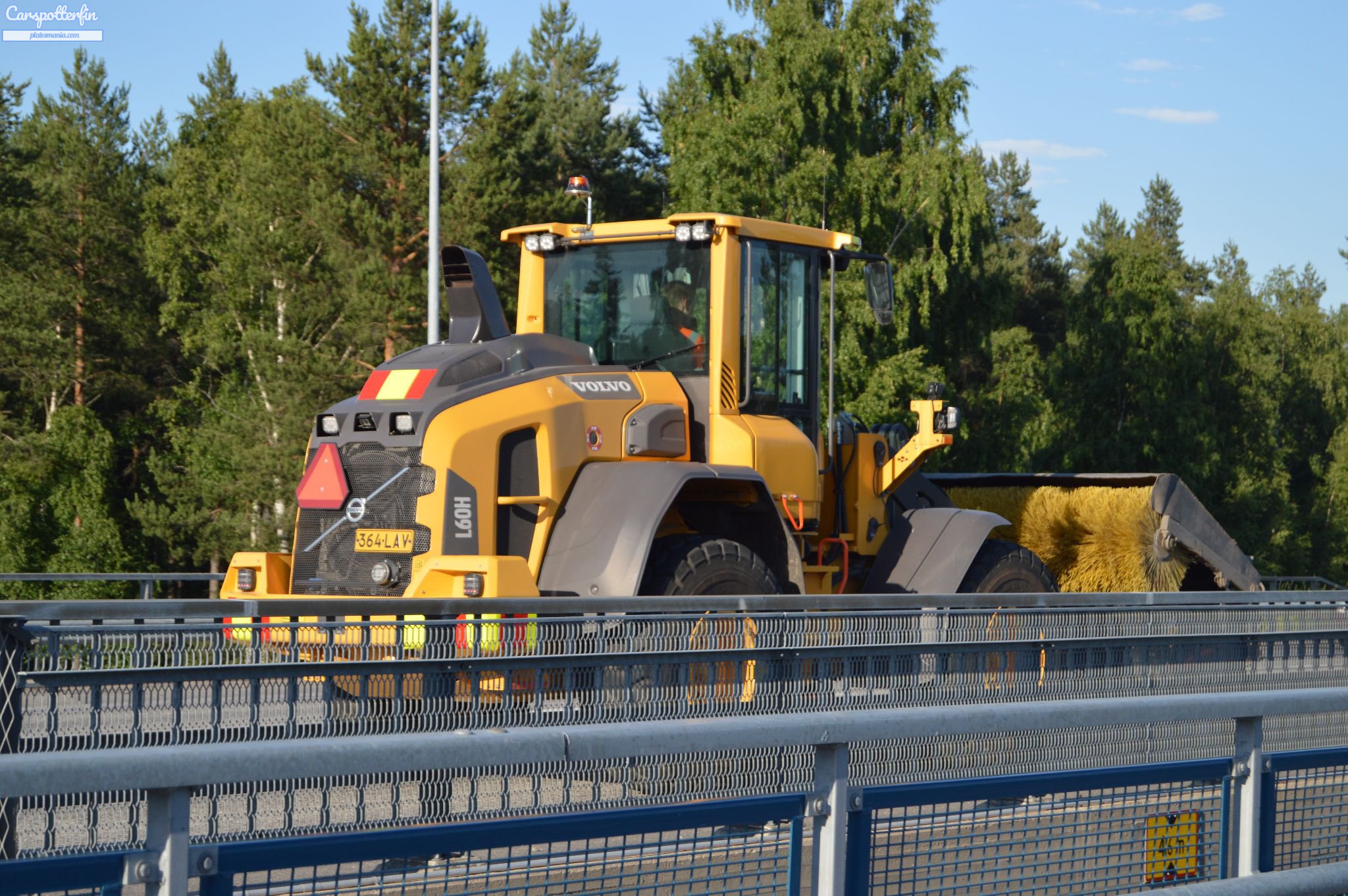 364-LAV, Volvo L Series Loader 