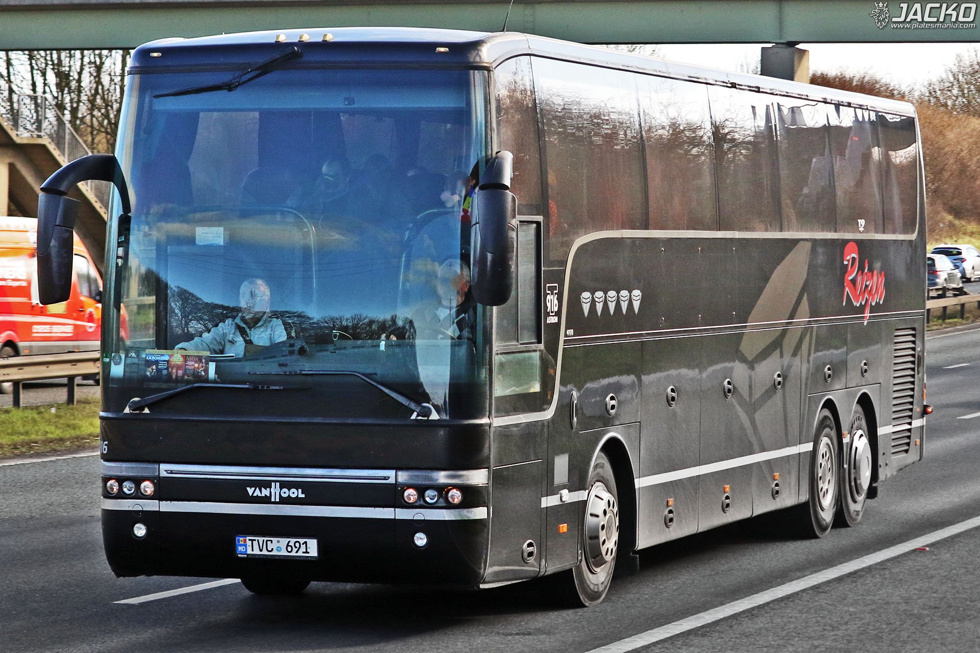 TVC 691, Van Hool T916 