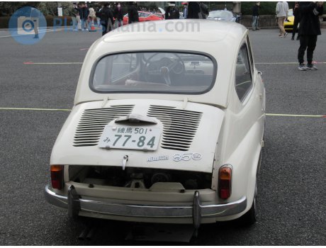 練馬 501 み 7784, Abarth 850