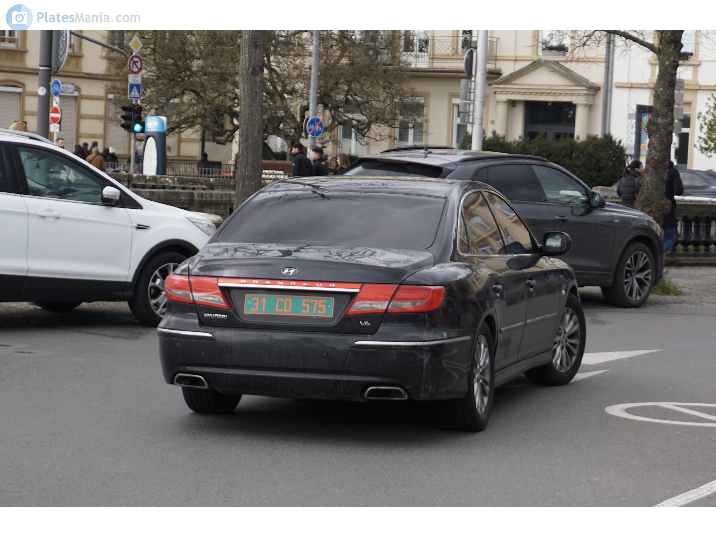 31 CD 575, Hyundai Grandeur 4th gen (TG), 2005–2011