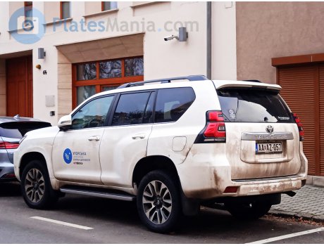 AA AZ-057, Toyota Land Cruiser Prado