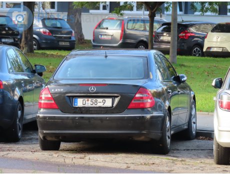 0 58-9, Mercedes-Benz E-Klasse