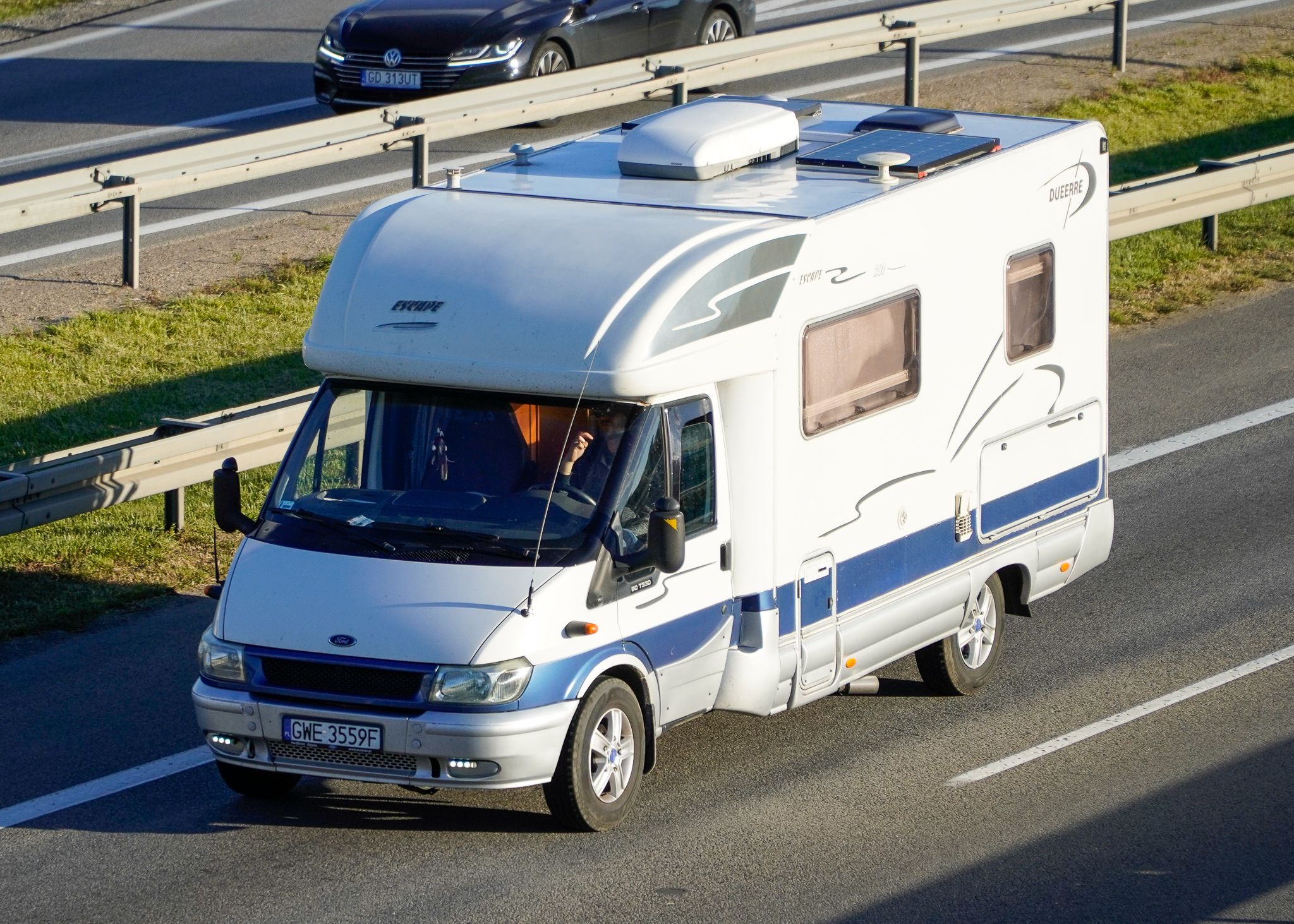 GWE 3559F, Swift Motorhomes Escape 