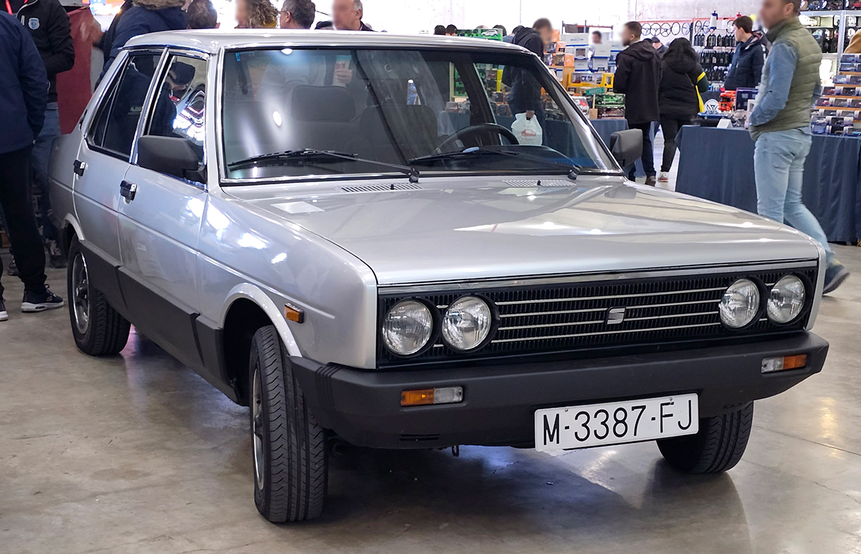 M 3387 FJ, SEAT 131 