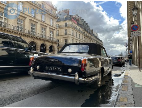 9155 ZM 75, Bentley Corniche