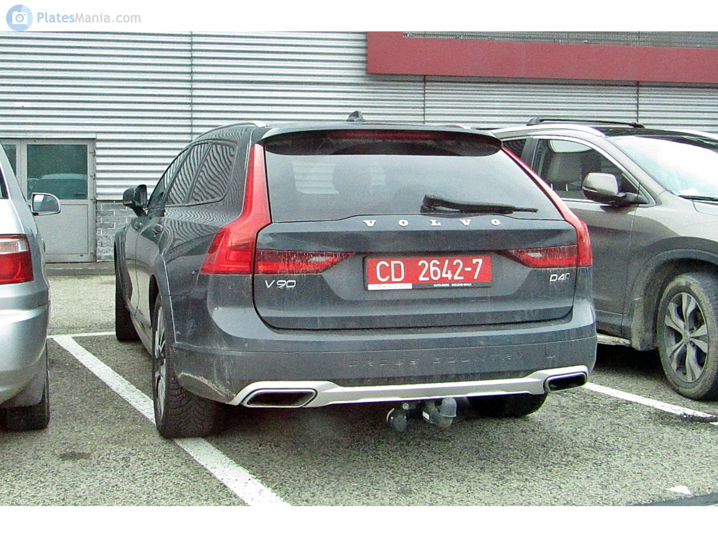 CD 2642-7, Volvo V90 2nd gen Cross Country (235/236), 2016–