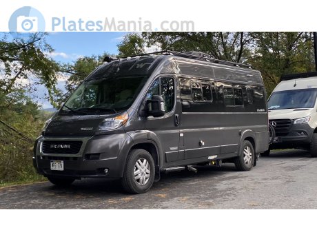 WFG 779, Winnebago Travato